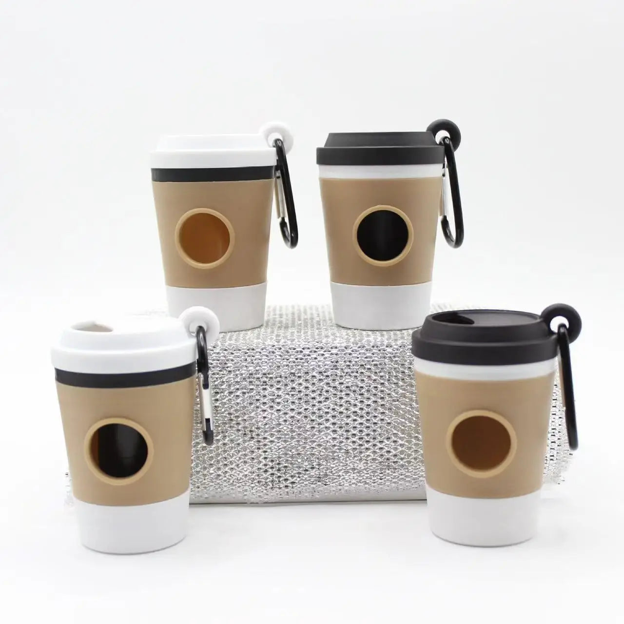Dispensador Portátil de Bolsas para Popó – Diseño Vaso de Café para Mascotas