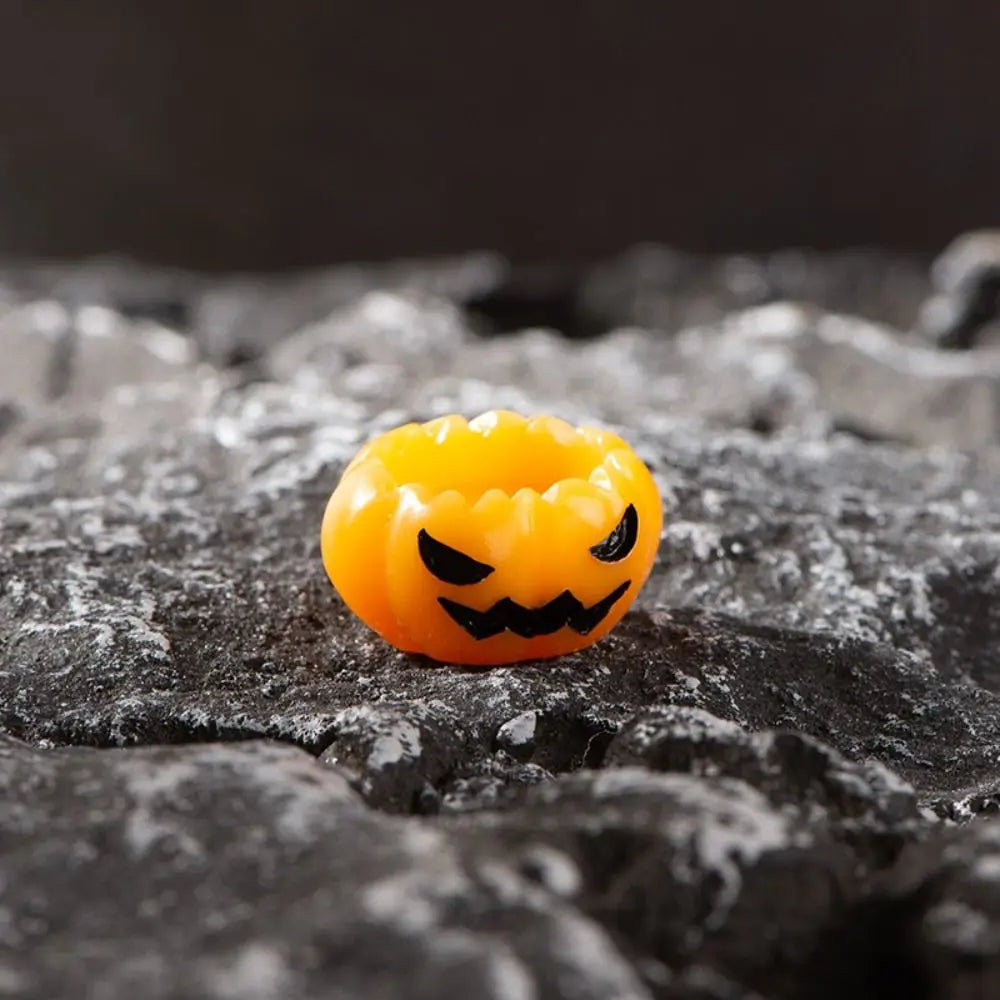 Figuritas de Halloween – Calabaza, Esqueleto y Fantasma en Resina | Miniaturas Decorativas para Fiesta y Hogar