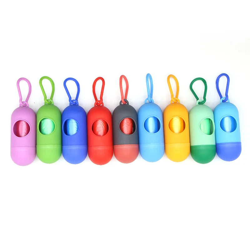 Dispensador Portátil de Bolsas para Popó – Diseño Tipo Cápsula con Gancho para Perros y Gatos