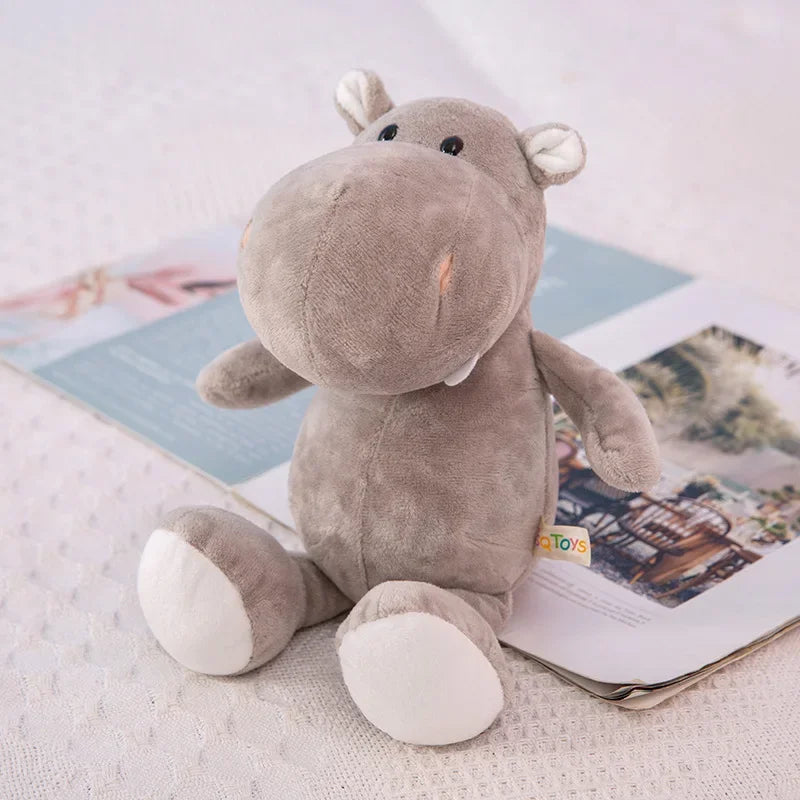 Peluches Kawaii de Animales de la Jungla 25cm – Juguetes de Selva: Perro, Cebra, Elefante, León, Zorro y Jirafa – Regalo de Cumpleaños para Niños