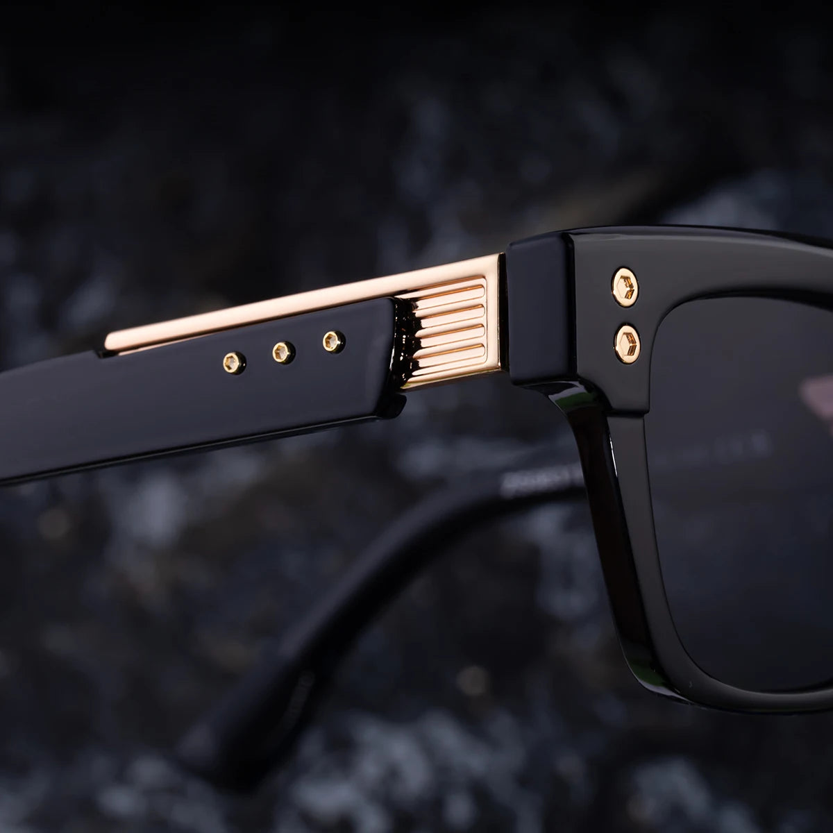 Gafas Polarizadas Clásicas Cuadradas Punk 2025 – UV400 Lentes Vintage Steampunk para Hombre