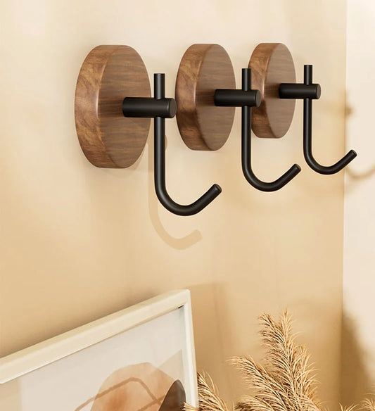 Gancho de Madera Autoadhesivo – Moderno, Minimalista, Ideal para Ropa, Toallas, Bolsas y Llaves